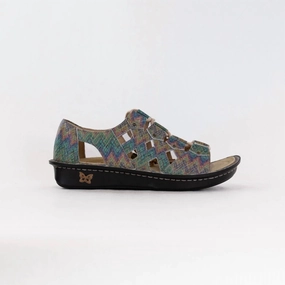 Women's Valerie Sandal In Woven Wonder