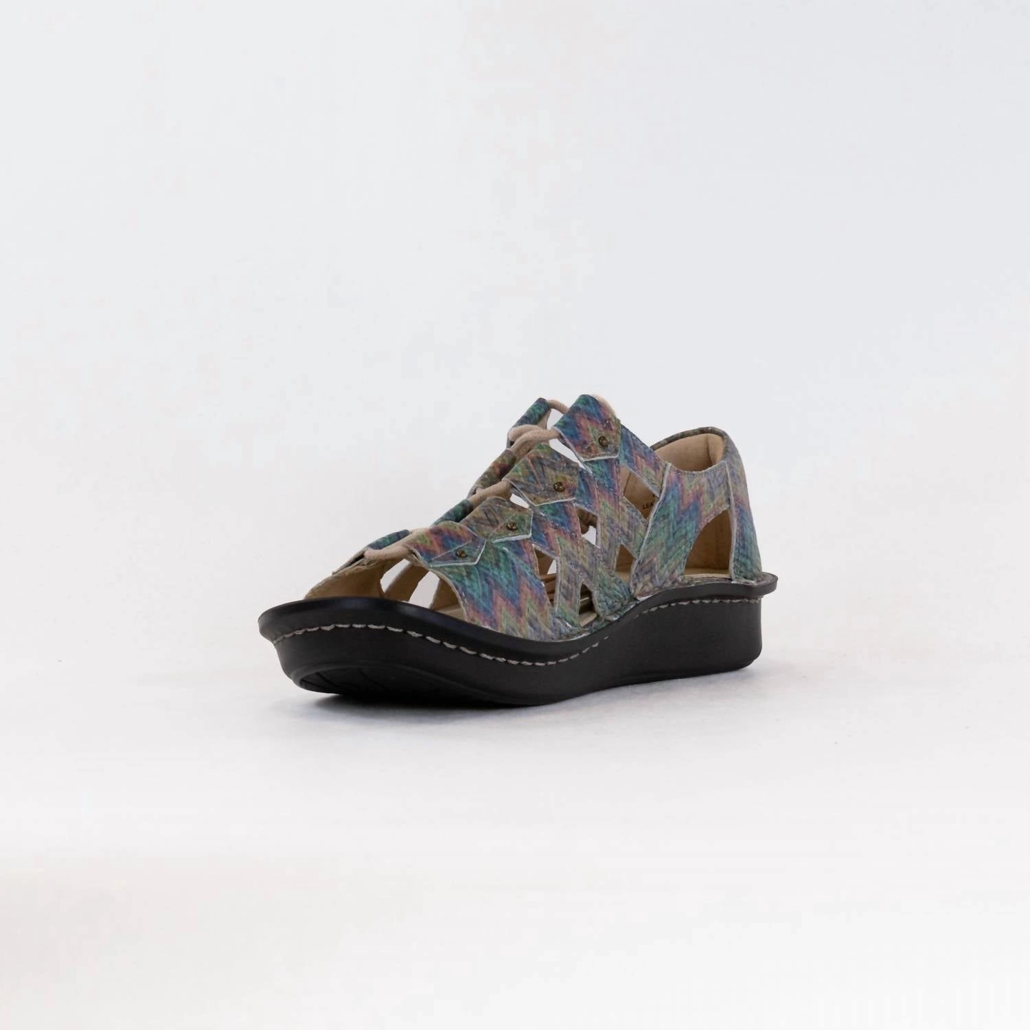 Women's Valerie Sandal In Woven Wonder